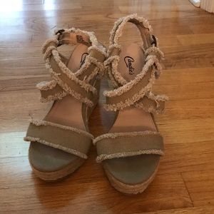 EUC Candies Wedges